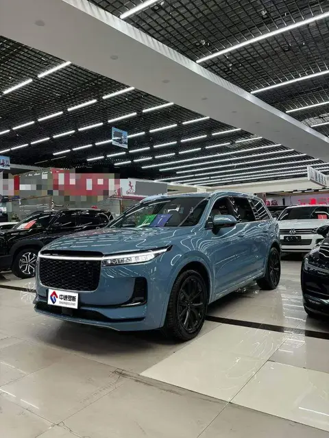 Ideal ONE 2021 Extended Range 6-seater Edition