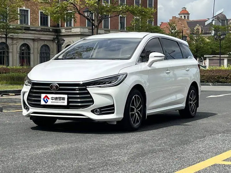 Song MAX 2017 1.5T Automatic Intelligent Connection Luxury 7 Seaters