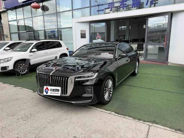 Hongqi H9 2020 2.0T Zhilian Flagship Edition