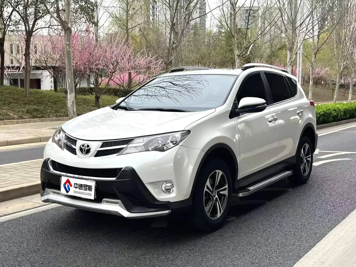 RAV4 Rongfang 2015 2.0L CVT 4WD New Edition