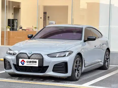 BMW i4 2025 eDrive40
