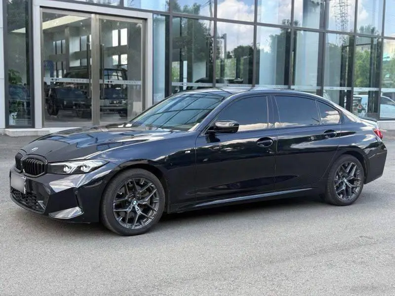 BMW 3 Series 2025 330Li M Sport Night Edition