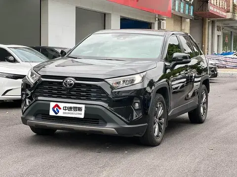 RAV4 Rongfang 2023 2.0L CVT 2WD Fashion Edition
