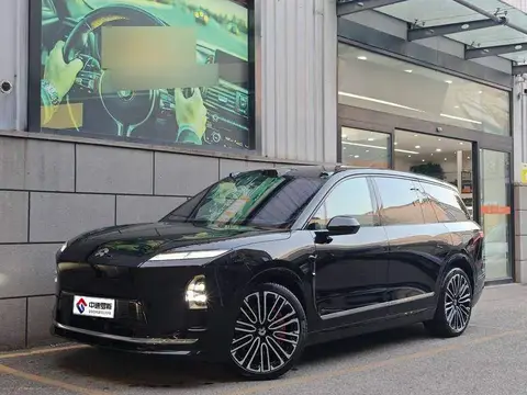 NIO ES8 2026 Six-Seat Executive Signature Edition