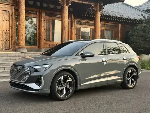 Audi Q4 e-tron 2024 40 e-tron Creative Edition