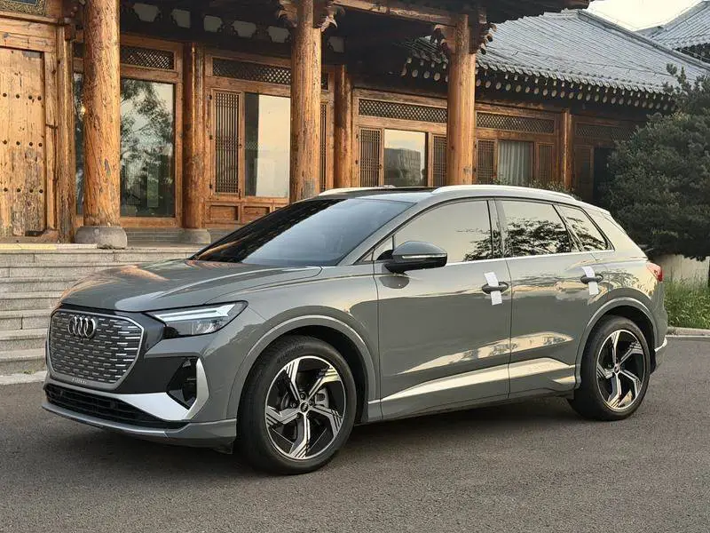 Audi Q4 e-tron 2024 40 e-tron Creative Edition