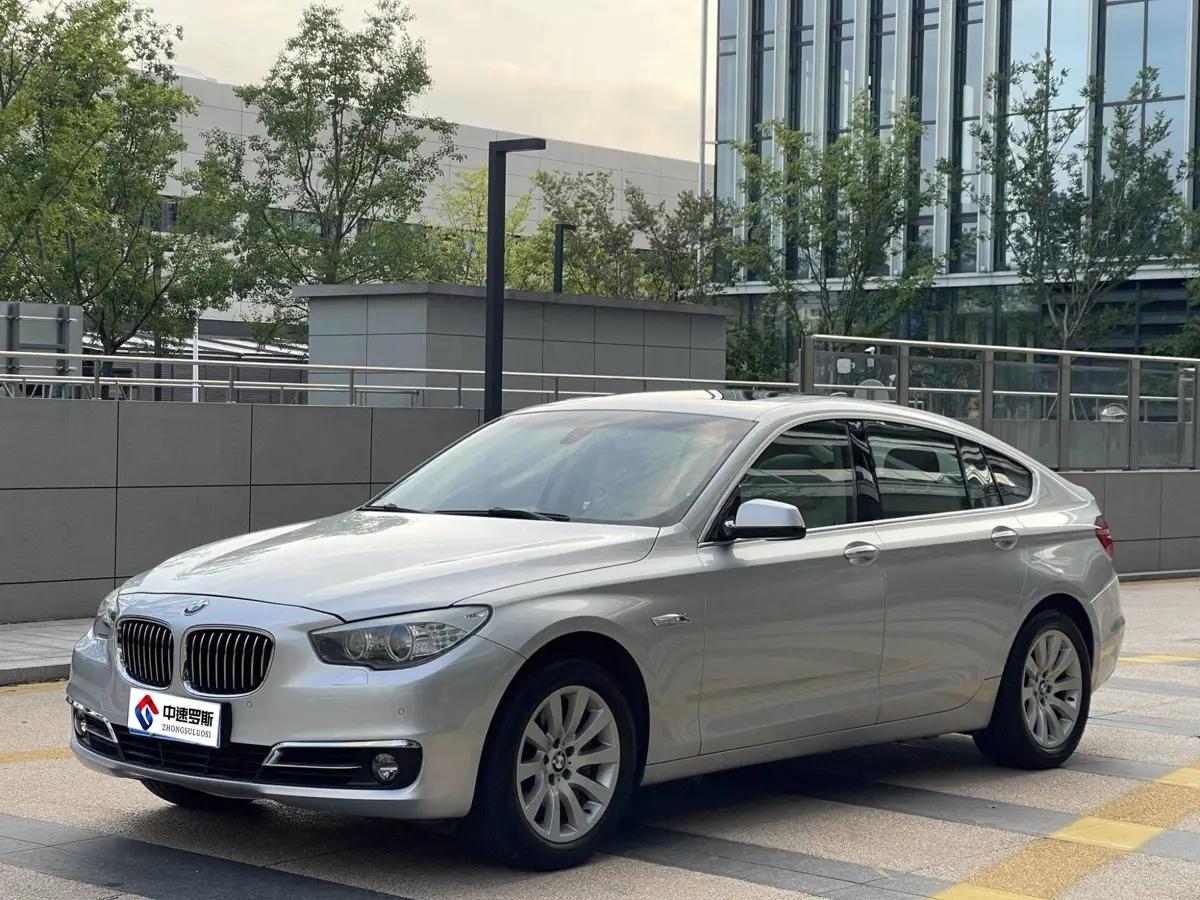 BMW 5 Series GT 2010 535i Leading Model