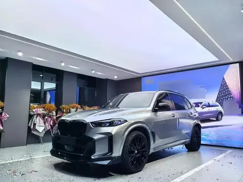 BMW X5 2025 xระบบขับเคลื่อน 40Li M Sport Night Package