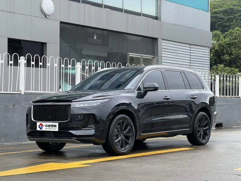 Ideal ONE 2021 Extended Range 6-seater Edition