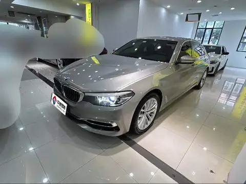 BMW 5 Series 2019 525Li Luxury Package