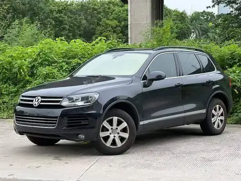Touareg 2011 3.0TSI Standard รุ่น