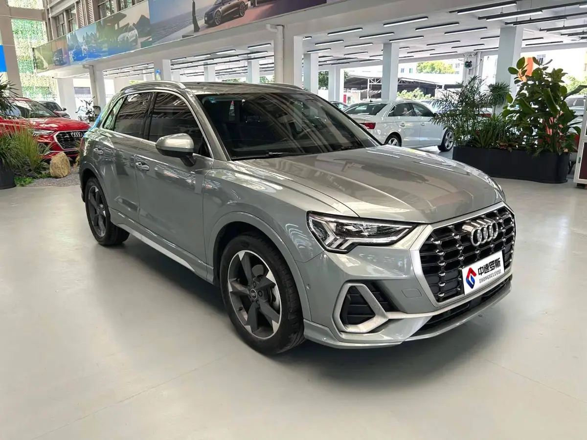 Audi Q3 2023 35 TFSI Fashion Dynamic Edition (1.4T)