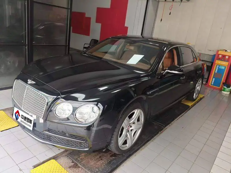 Flying 2014 4.0T V8 Premium Edition