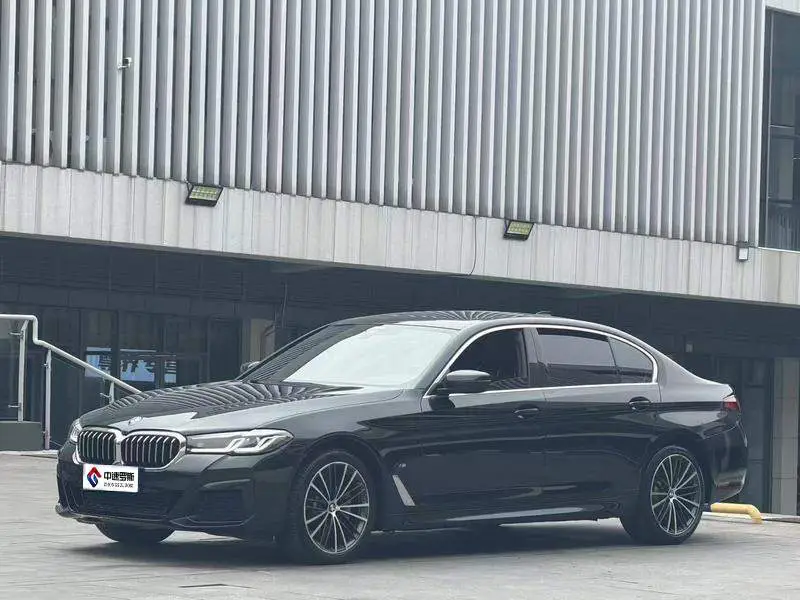 BMW 5 Series 2021 530Li facelifted M Sport package