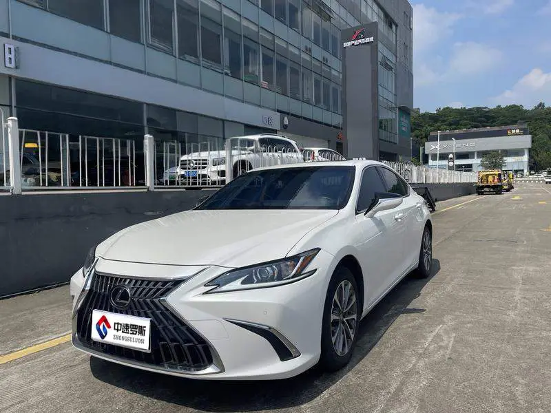 Lexus ES 2022 200 Excellence Edition