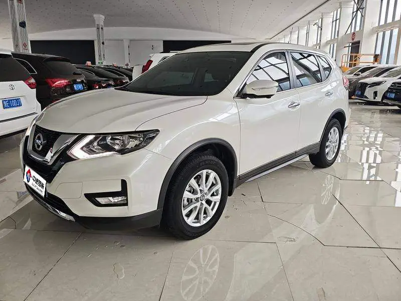 X-Trail 2023 Classic 2.0L 2WD Smart Link Premium Edition