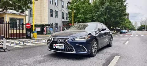 Lexus ES 2021 200 Deluxe Edition