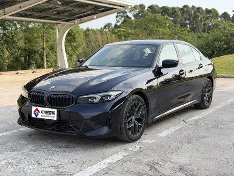 BMW 3 Série 2025 330Li M Sport Night Edition