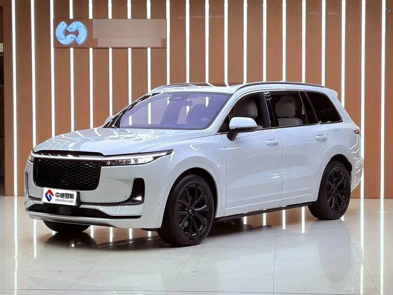 Ideal ONE 2021 Extended Range 6-seater Edition
