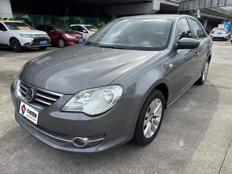 Bora 2011 1.6L Automatic Luxury Model