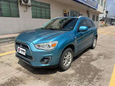 ASX 2013 2.0L CVT 2WD Deluxe Edition