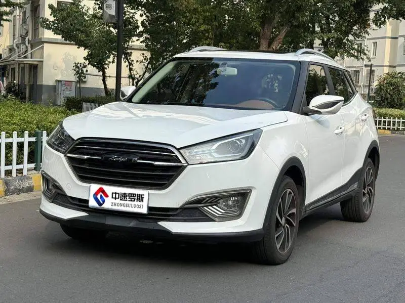 Zotye T300 2017 1.5T CVT flagship model