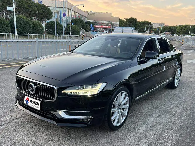 Volvo S90 2017 T5 Premium Edition
