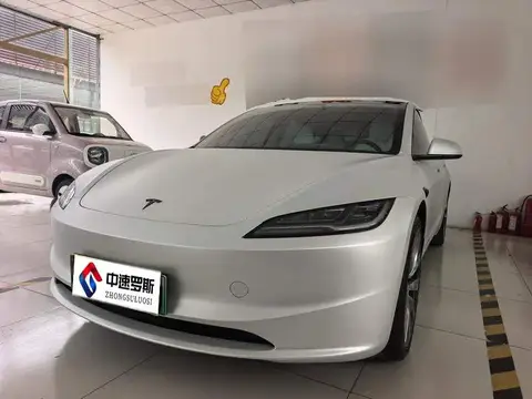 Model 3 2025 rear-wheel drive version
