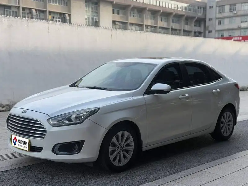 Furis 2015 1.5L Automatic Fashion Model