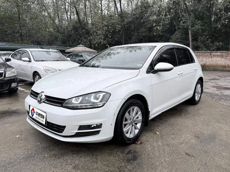 Golf 2015 1.6L Automatic Fashion Model