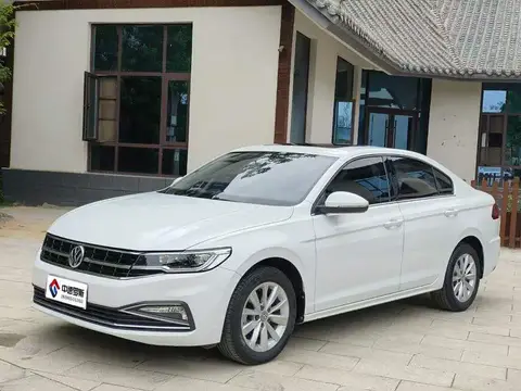 Bora 2020 1.5L Automatic Comfort