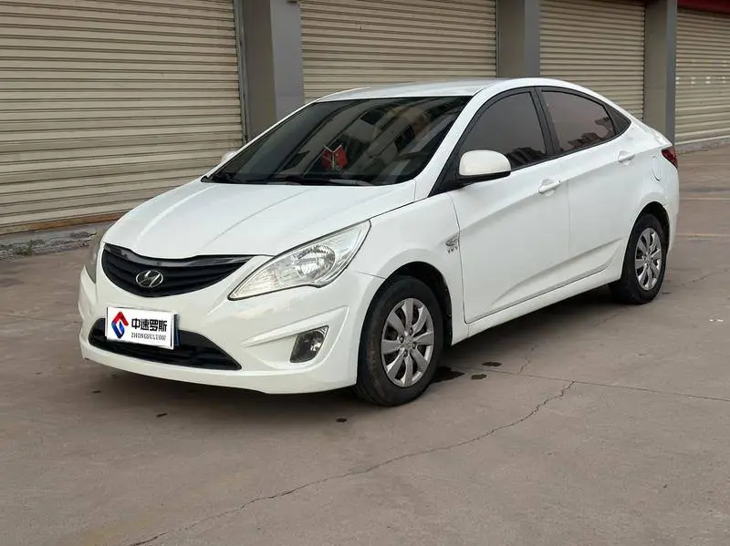 Rena 2010 Sedan 1.4L Automatic Comfort GS