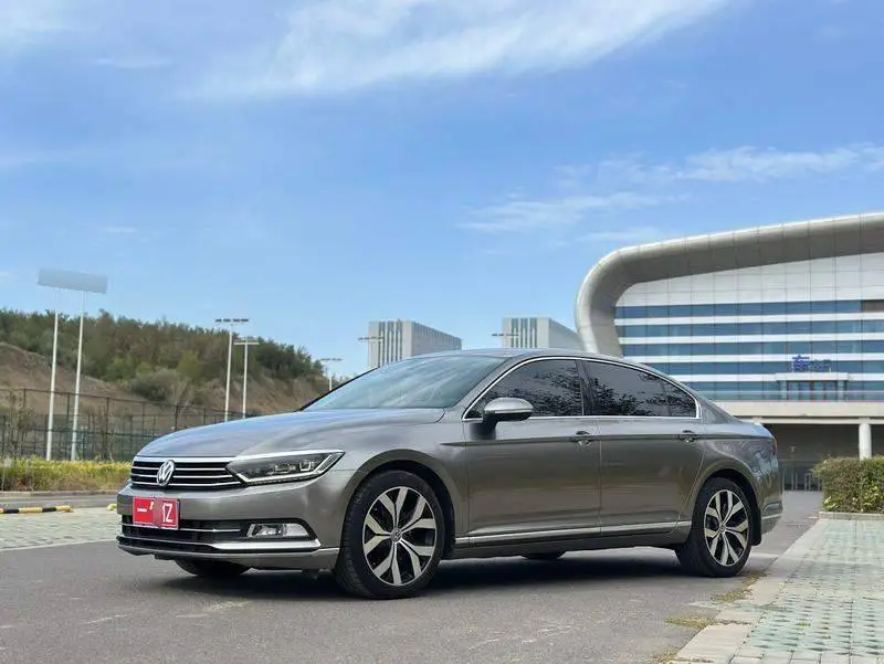 Magotan 2018 330TSI DSG Premium Edition