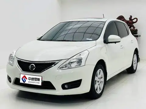 TIIDA 2011 1.6L CVT Intelligent Mẫu