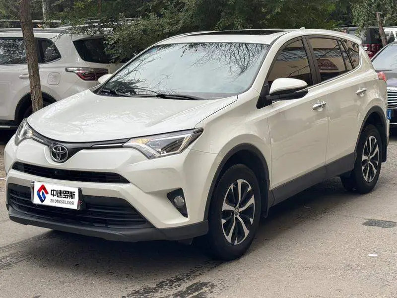 RAV4 Rongfang 2018 2.0L CVT 2WD Fashion X Edition