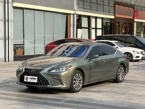 Lexus ES 2022 200 Excellence Edition