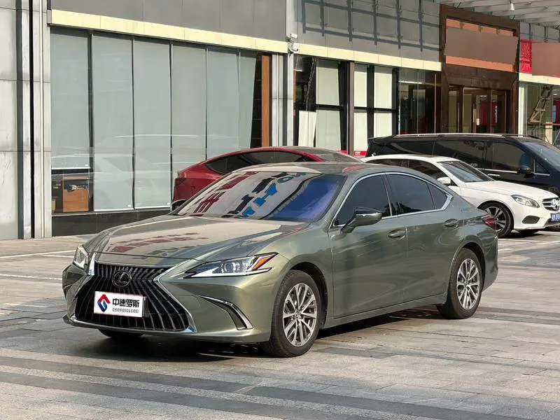 Lexus ES 2022 200 Excellence Edition