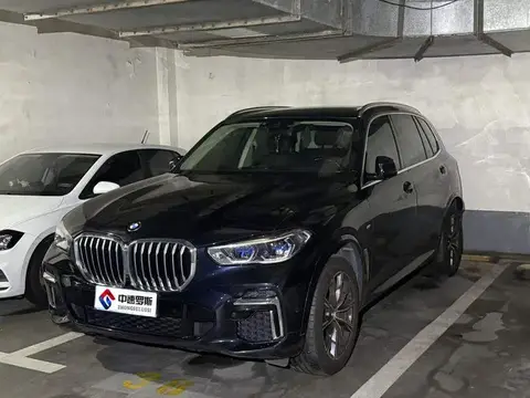 BMW X5 2022 xنظام الدفع 30Li Premium M Sport Package