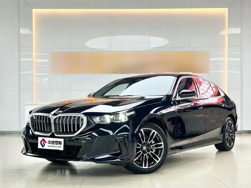 BMW 5 Series 2024 530Li Leading M Sport Package