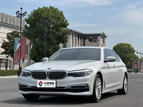 BMW 5 ซีรีส์ 2020 525Li Luxury Package