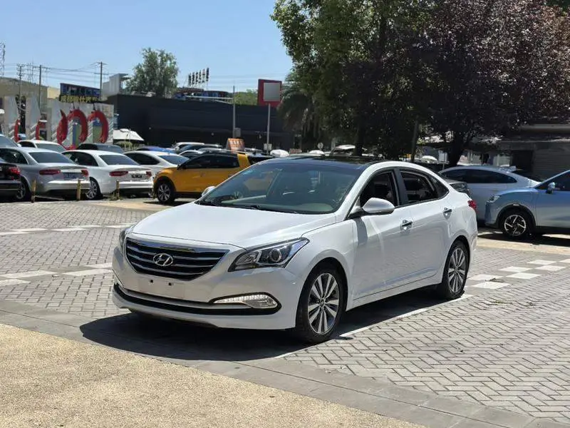 Name map 2014 1.8L Automatic Premium DLX