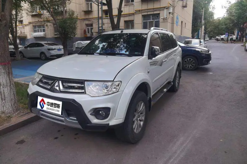 Pajero Sport 2013 3.0L Automatic 4WD Executive Edition