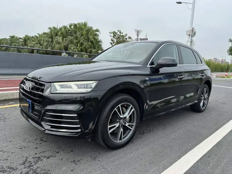 Audi Q5L 2018 45 TFSI Exclusive Fashion National VI