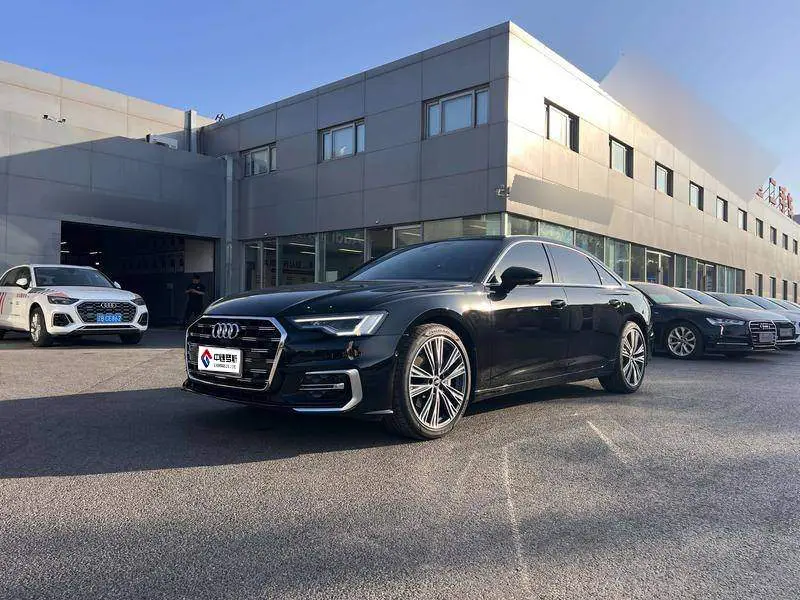 Audi A6L 2025 45 TFSI Selected Dynamic Edition