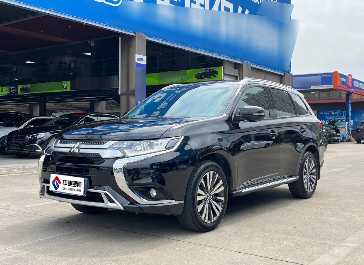 Outlander 2021 2.0L 2WD Enjoy Edition 5 Seaters