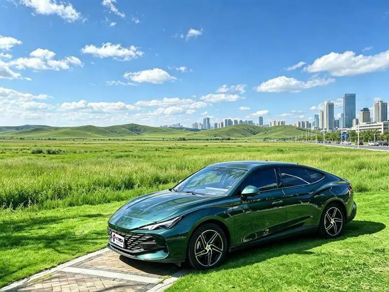 MG7 2023 1.5T DCT Elegant Edition