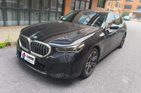 BMW 5 Серия 2025 525Li M Sport Package