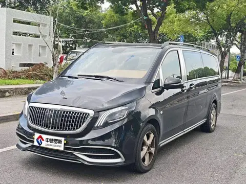 Vito 2023 2.0T Business Edition 7 Seaters