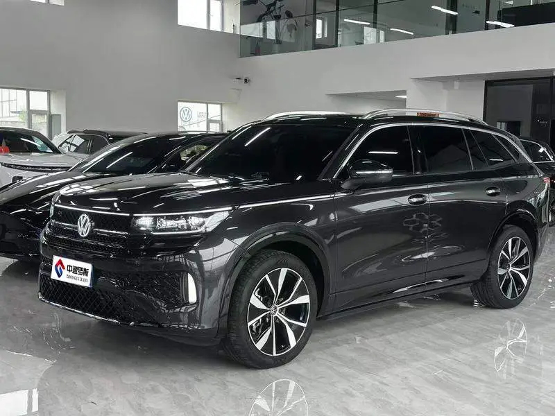 Tour 2024 380TSI 4WD R-Line Tour Edition