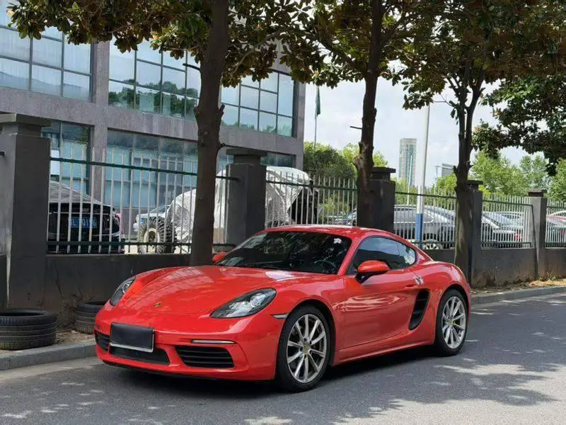 Porsche 718 2016 Cayman 2.0T